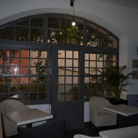 Hotel Portalet Hyeres Luaran gambar