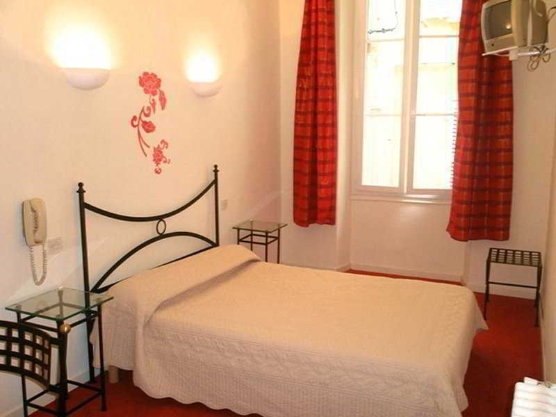 Hotel Portalet Hyeres Bilik gambar