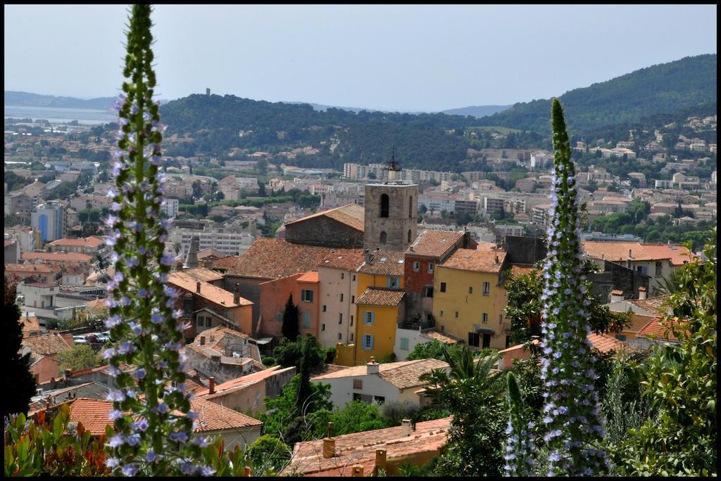 Hotel Portalet Hyeres Luaran gambar