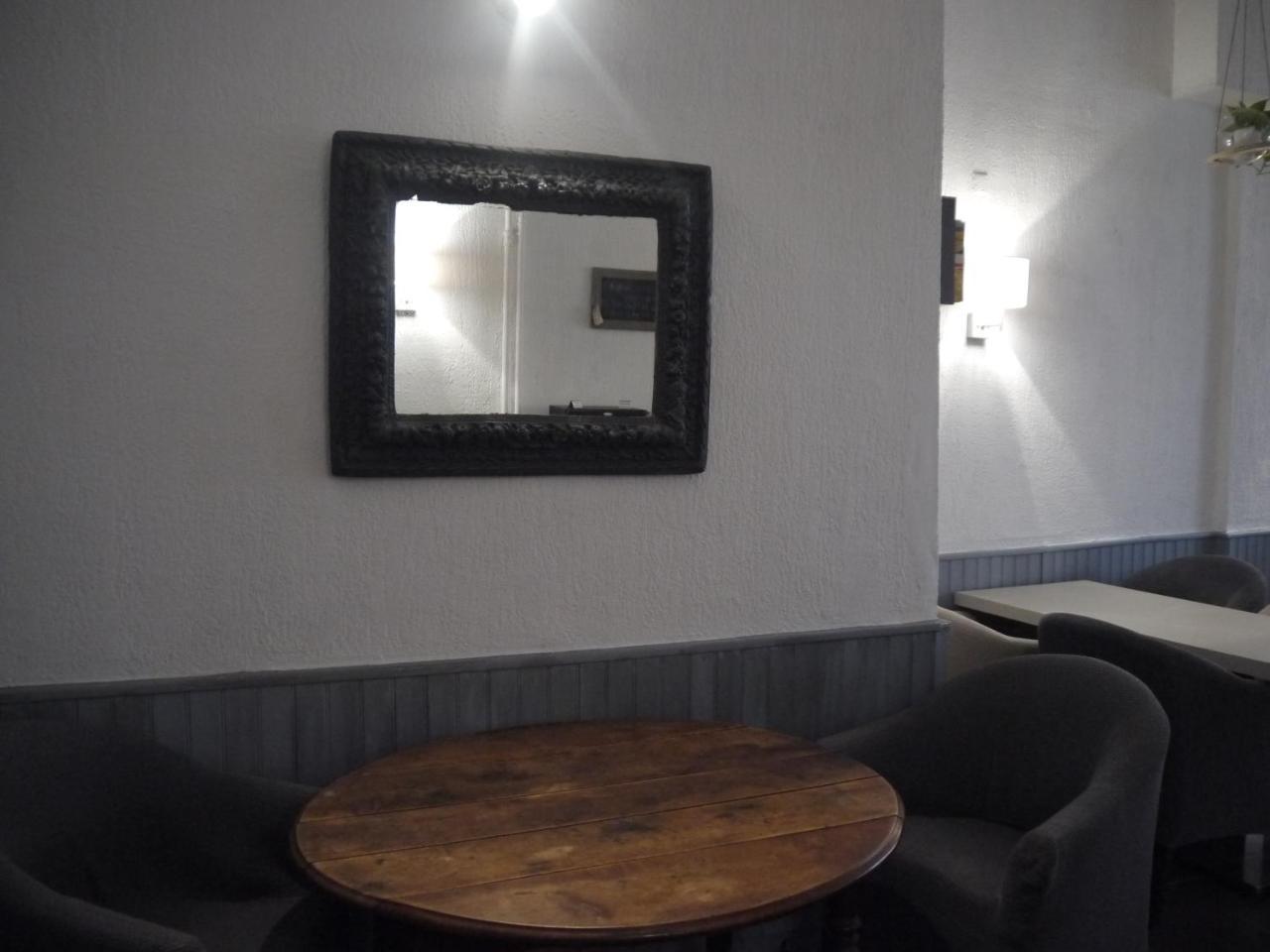 Hotel Portalet Hyeres Luaran gambar